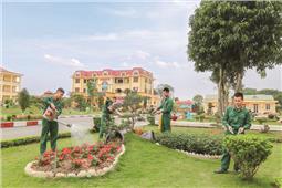 Trên nêu gương mẫu mực, dưới tích cực làm theo